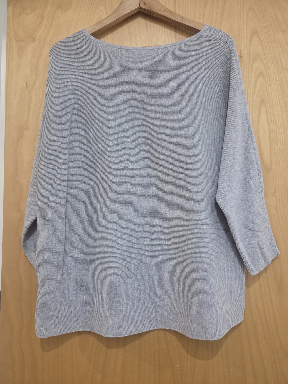 H&M Light Gray Ribbed Knit Top - Picture 2 of 6